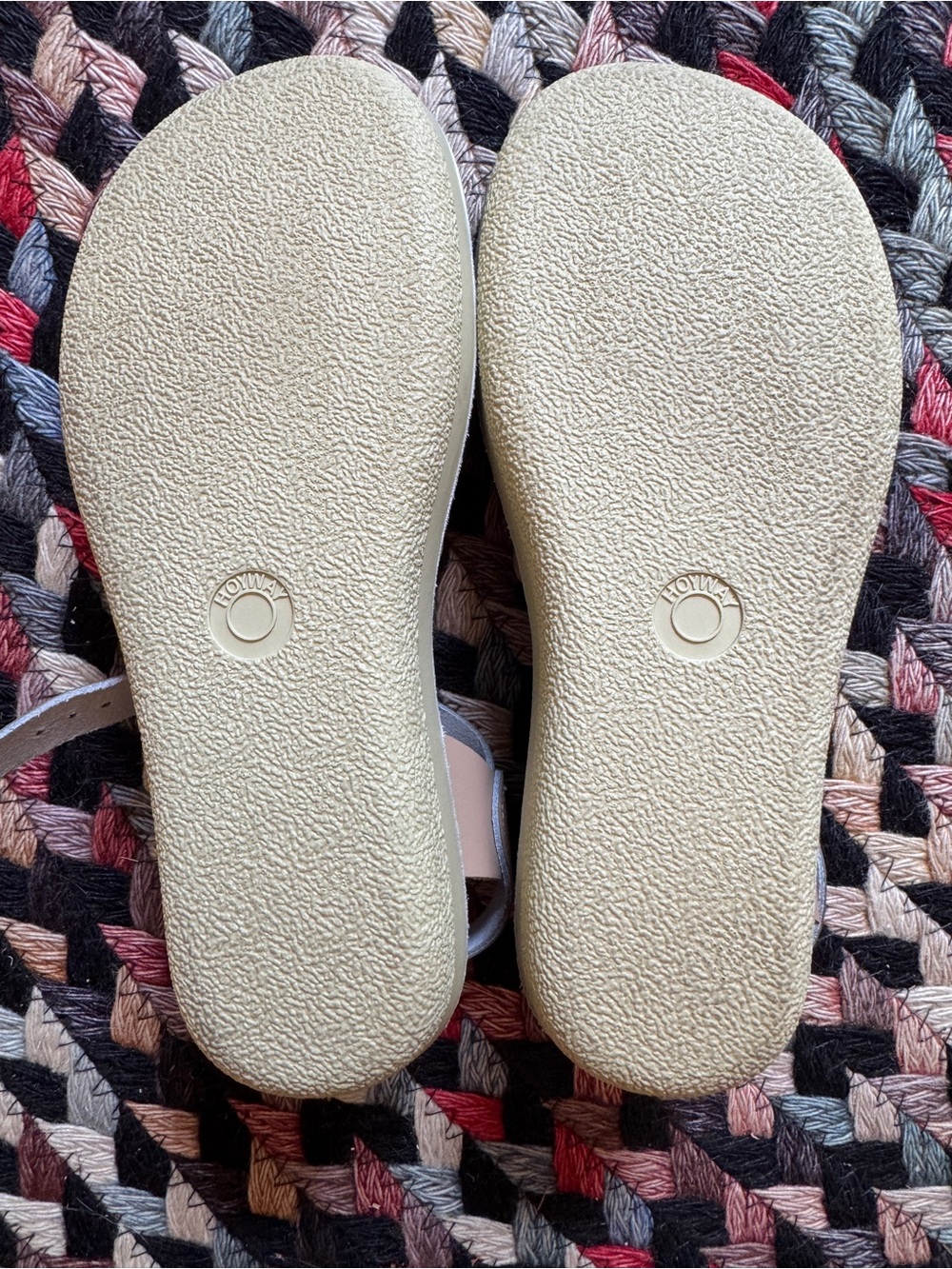 Saltwater Women's Tan Leather Crisscross Sandals SIZE 9 - Picture 3 of 4